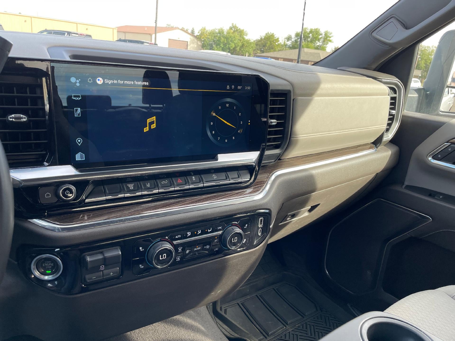 2024 Chevrolet Silverado 2500 HD Crew Cab Standard Box 4-Wheel Drive LT