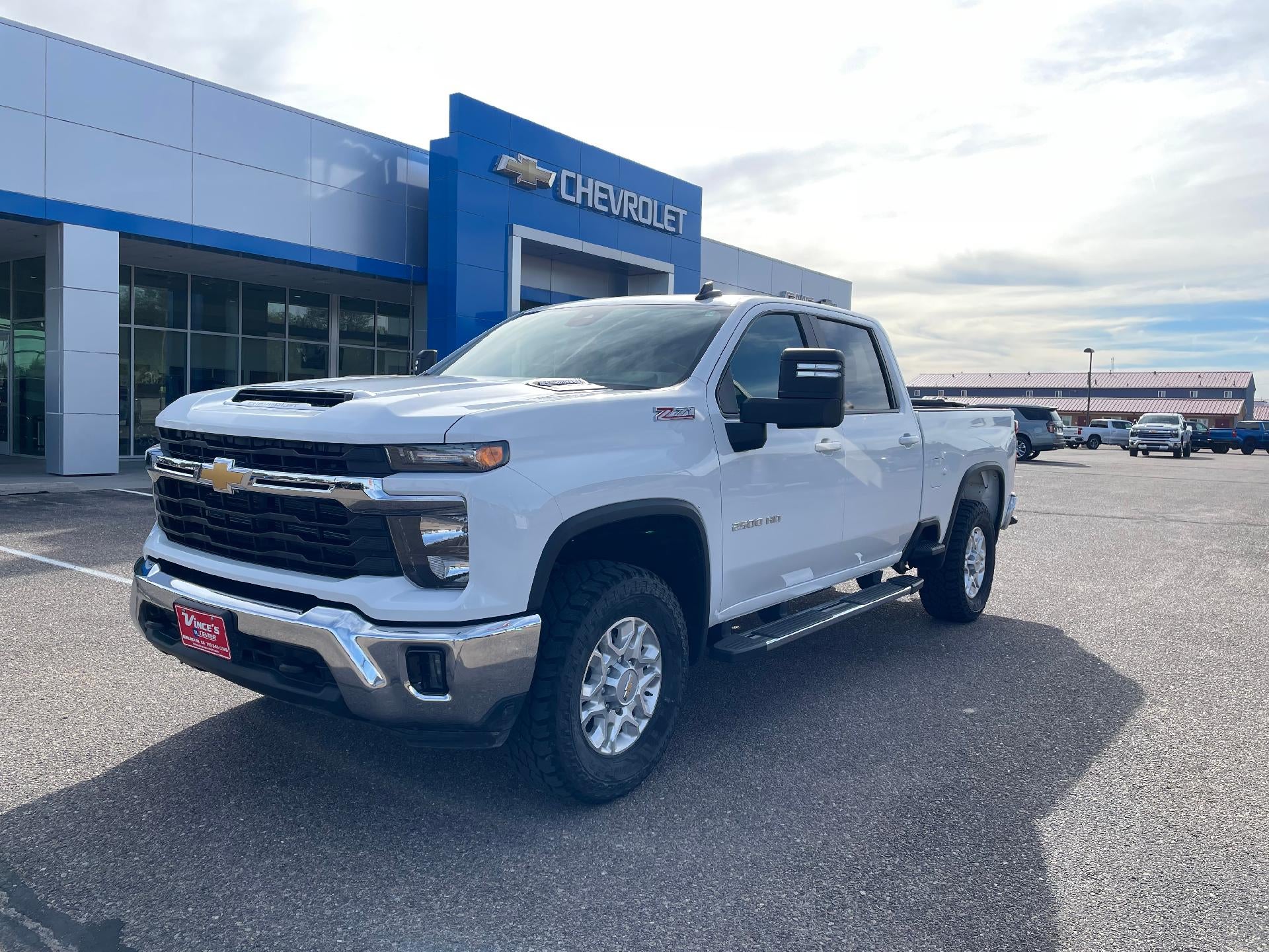 2024 Chevrolet Silverado 2500 HD Crew Cab Standard Box 4-Wheel Drive LT