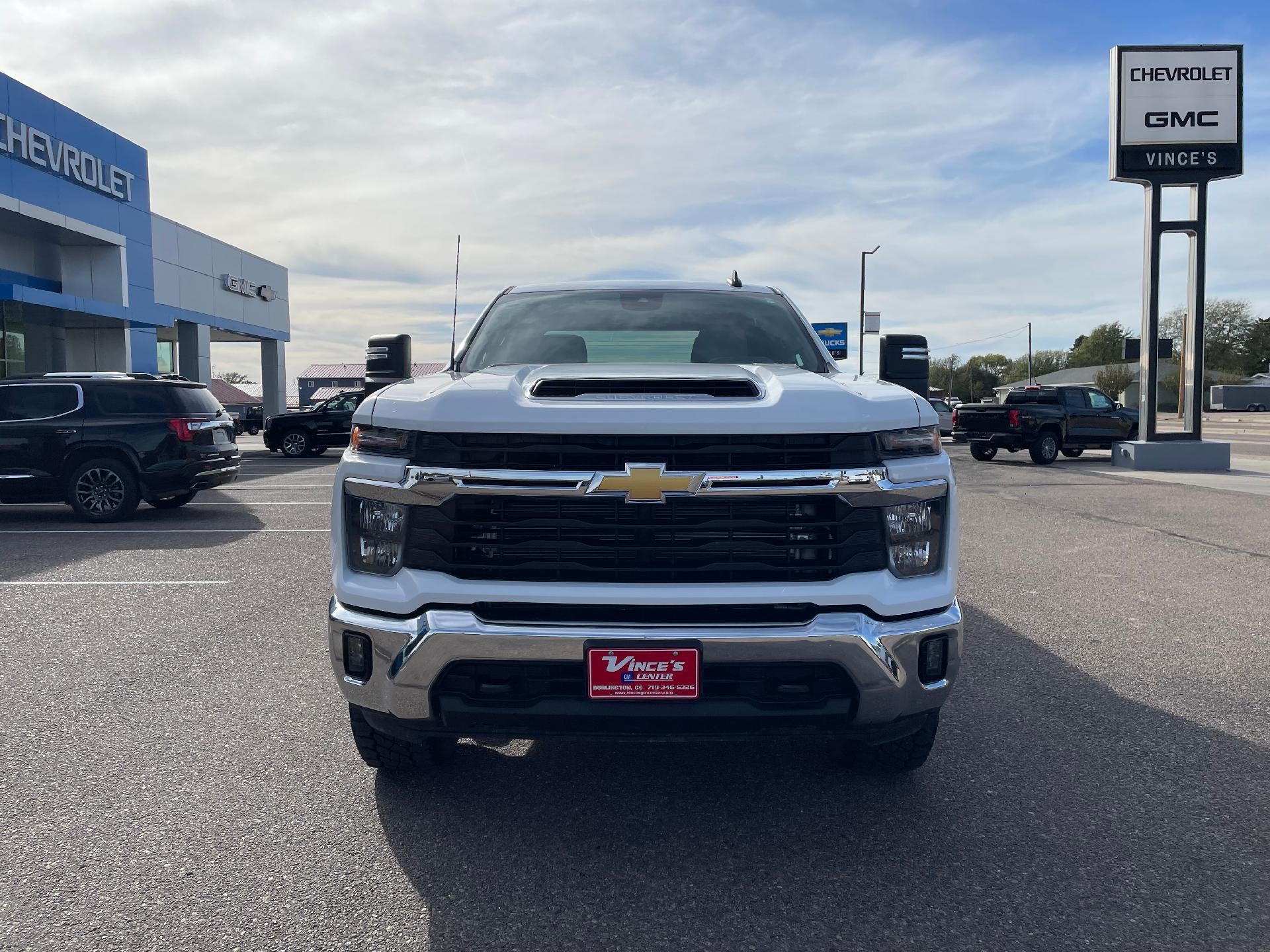 2024 Chevrolet Silverado 2500 HD Crew Cab Standard Box 4-Wheel Drive LT