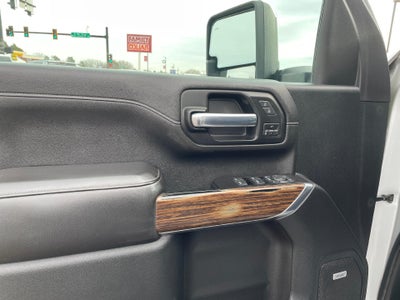 2020 Chevrolet Silverado 2500 HD Crew Cab Long Box 4-Wheel Drive High Country