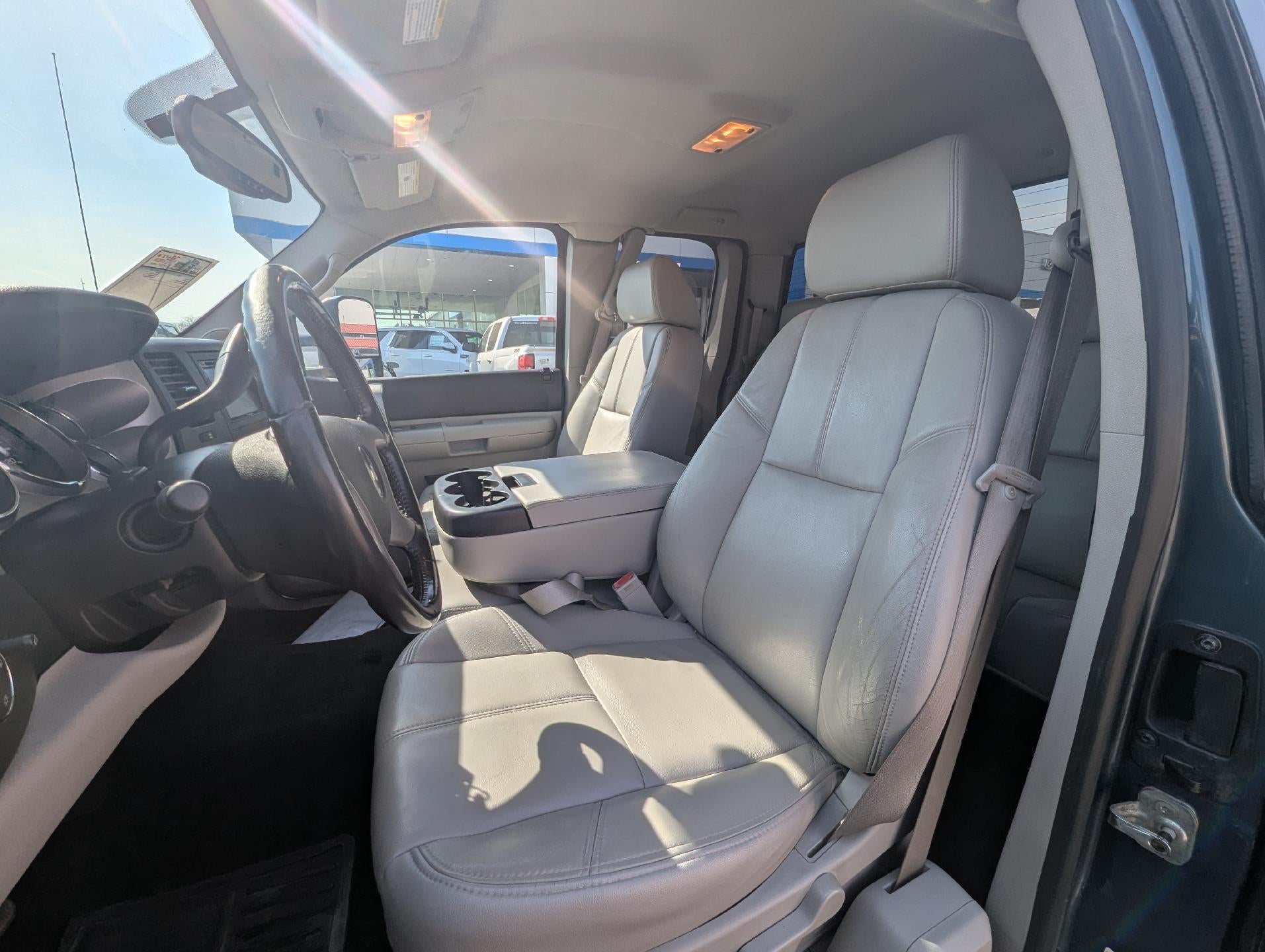 2008 Chevrolet Silverado 1500 4WD Extended Cab Standard Box Work Truck