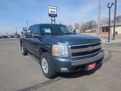 2008 Chevrolet Silverado 1500 4WD Extended Cab Standard Box Work Truck