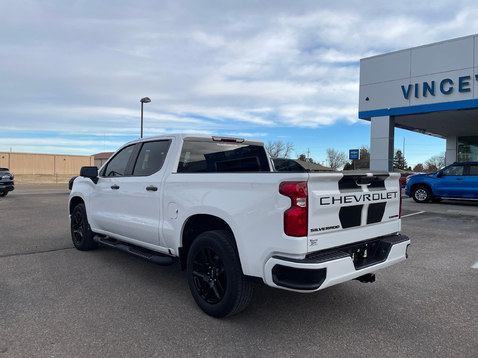 2022 Chevrolet Silverado 1500 Crew Cab Short Box 2-Wheel Drive Custom