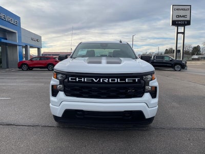 2022 Chevrolet Silverado 1500 Crew Cab Short Box 2-Wheel Drive Custom