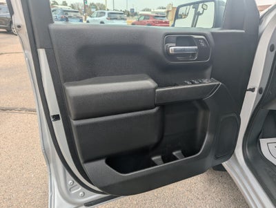 2020 Chevrolet Silverado 1500 Crew Cab Short Box 4-Wheel Drive Custom