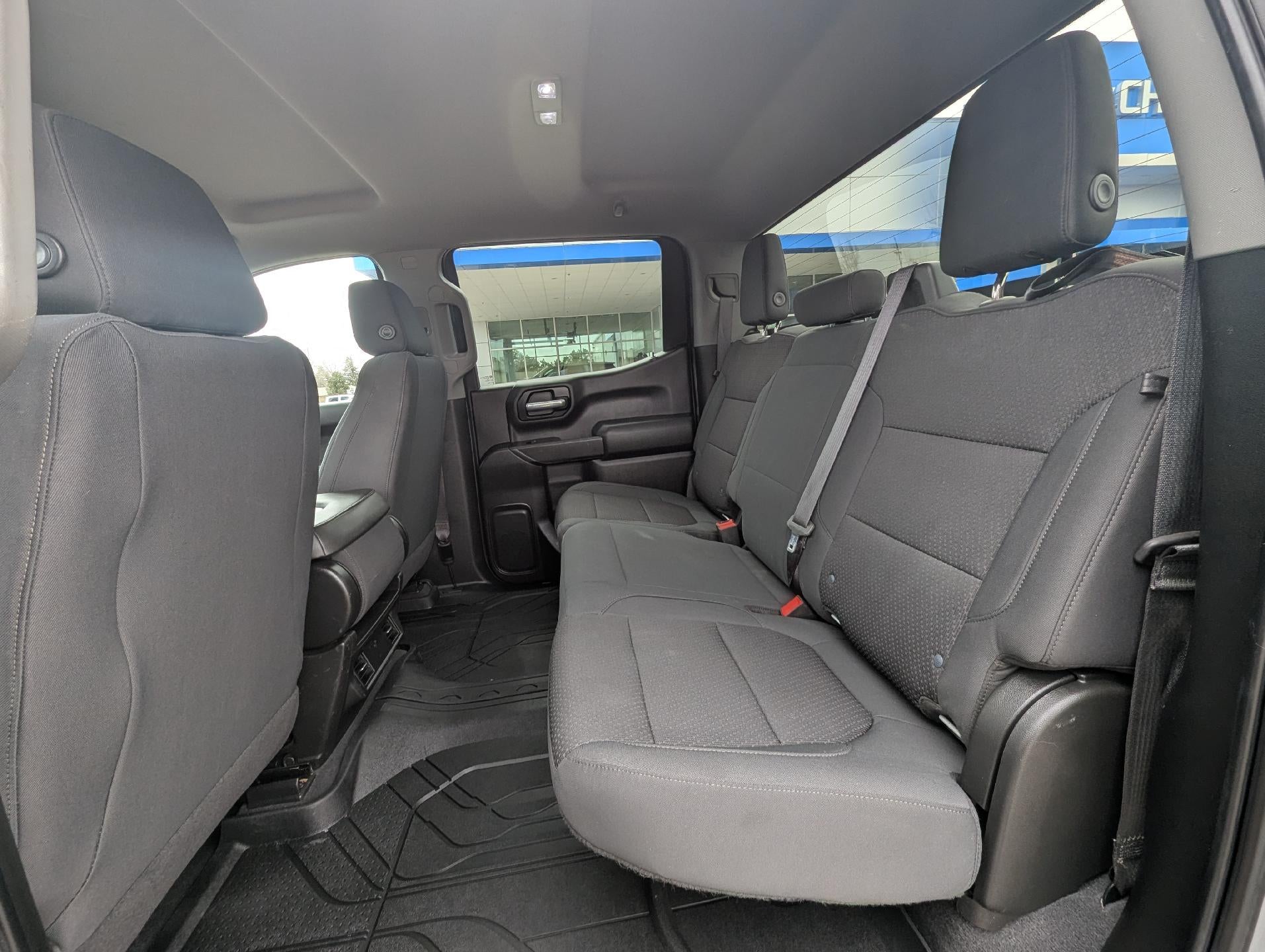 2020 Chevrolet Silverado 1500 Crew Cab Short Box 4-Wheel Drive Custom