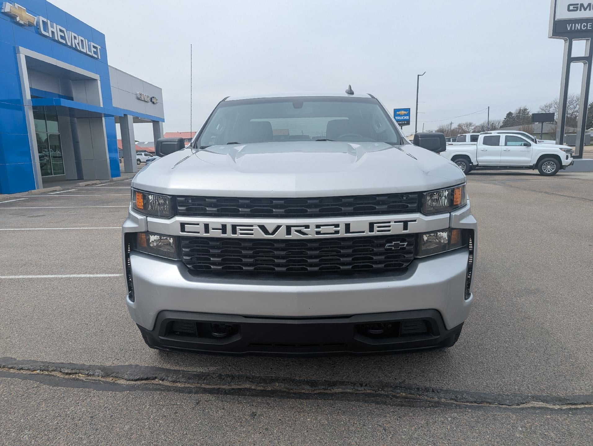 2020 Chevrolet Silverado 1500 Crew Cab Short Box 4-Wheel Drive Custom
