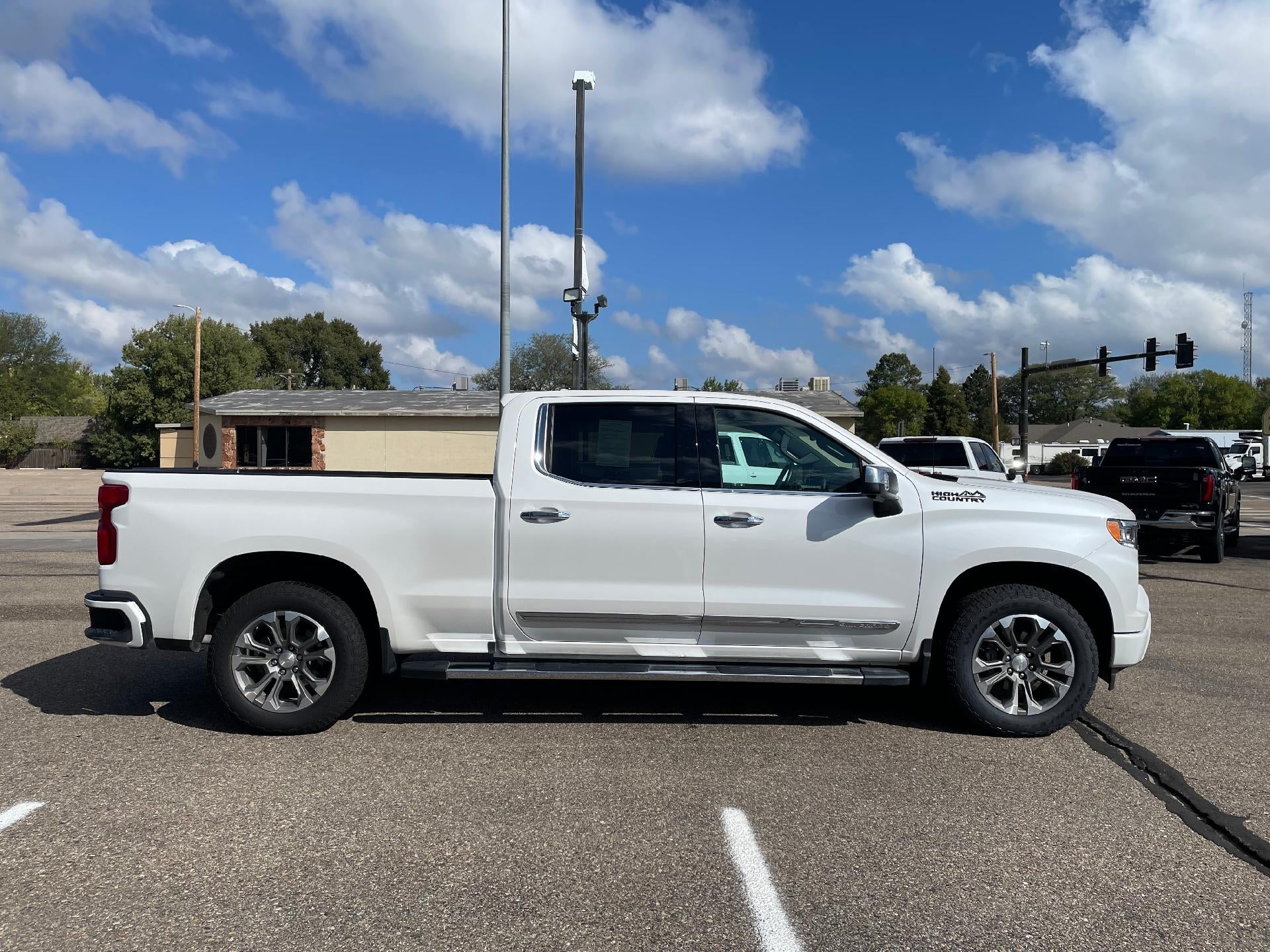 2023 Chevrolet Silverado 1500 Crew Cab Standard Box 4-Wheel Drive High Country