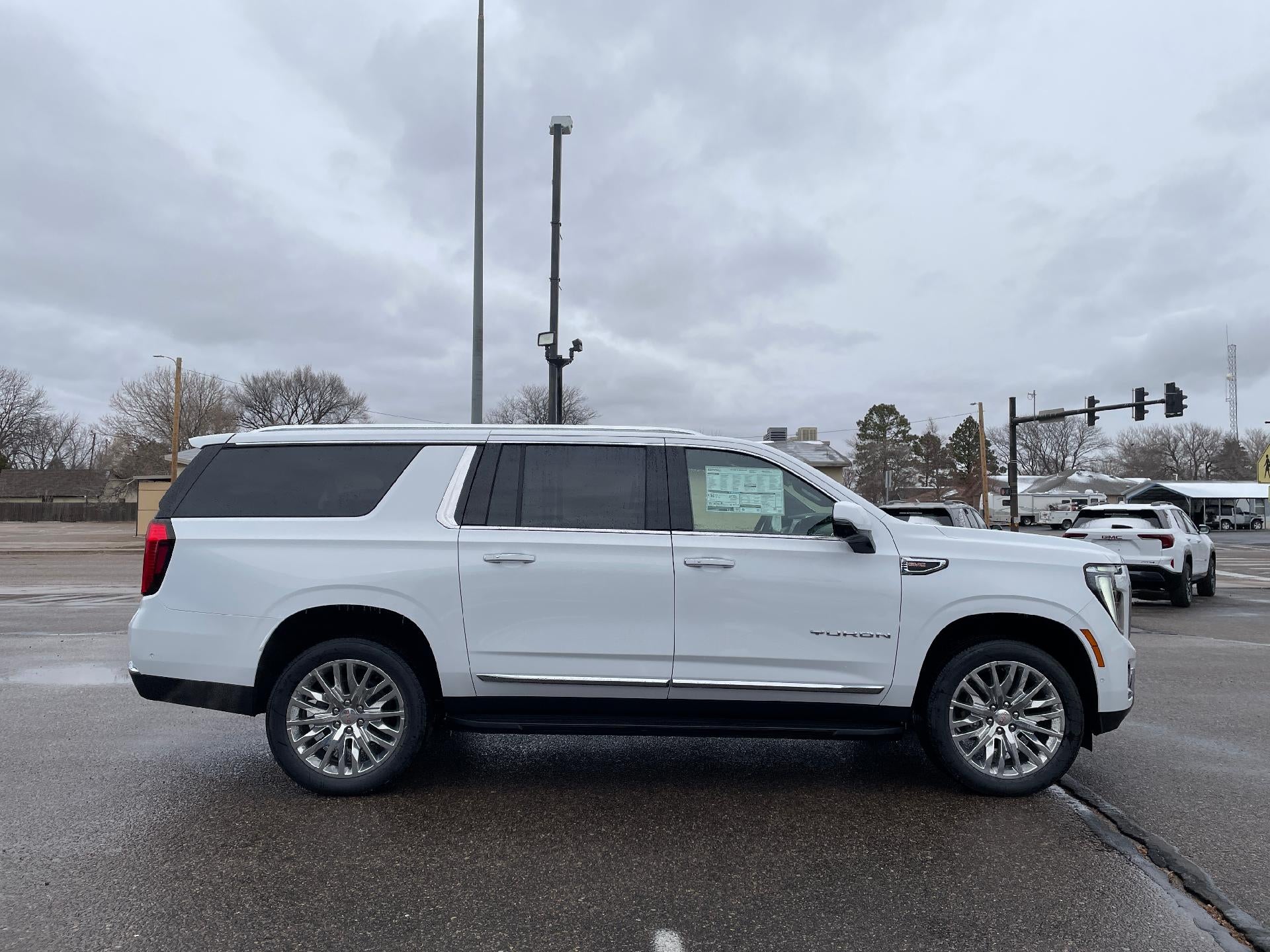 2026 GMC Yukon XL Elevation