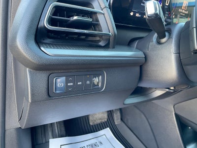 2025 Chevrolet Traverse LT w/2LT