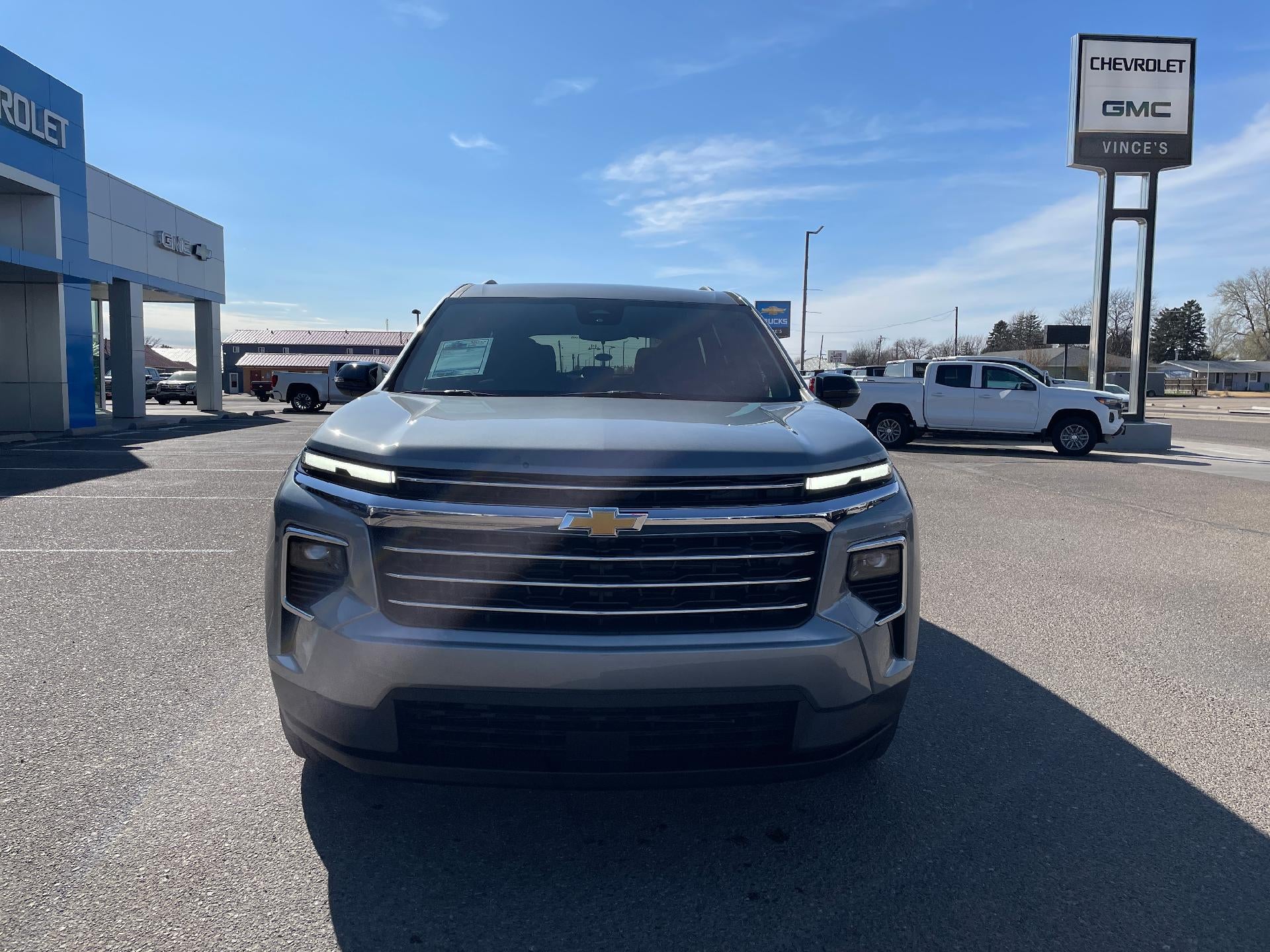 2025 Chevrolet Traverse LT w/2LT