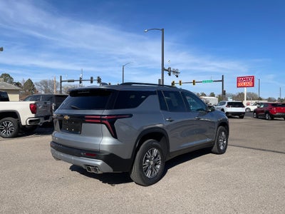 2025 Chevrolet Traverse LT w/2LT