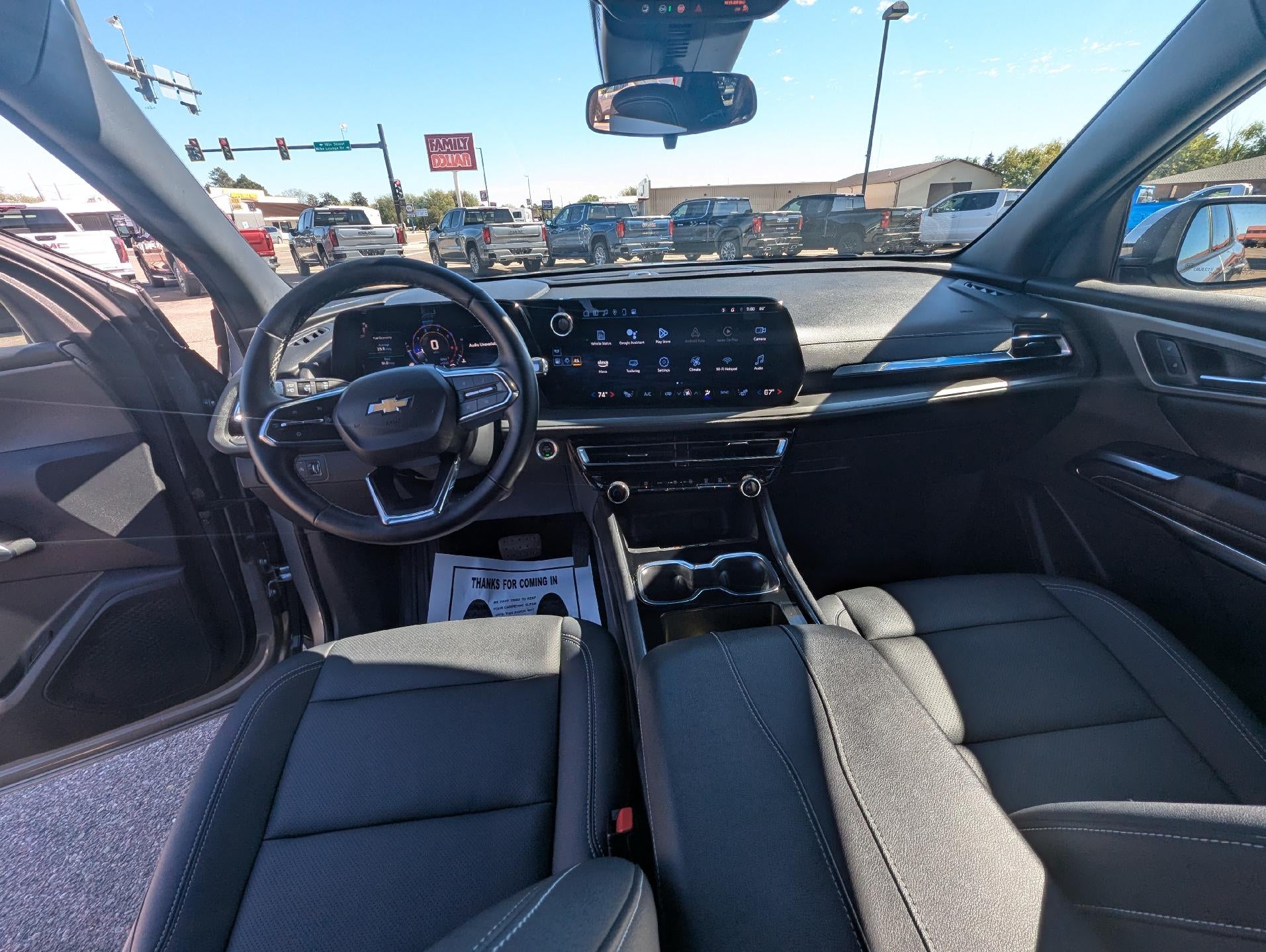 2025 Chevrolet Traverse LT w/2LT