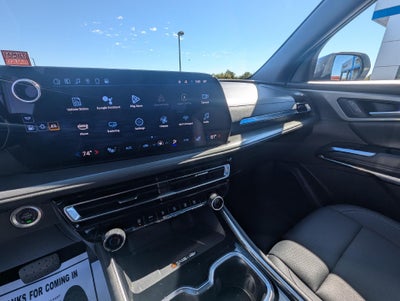 2025 Chevrolet Traverse LT w/2LT