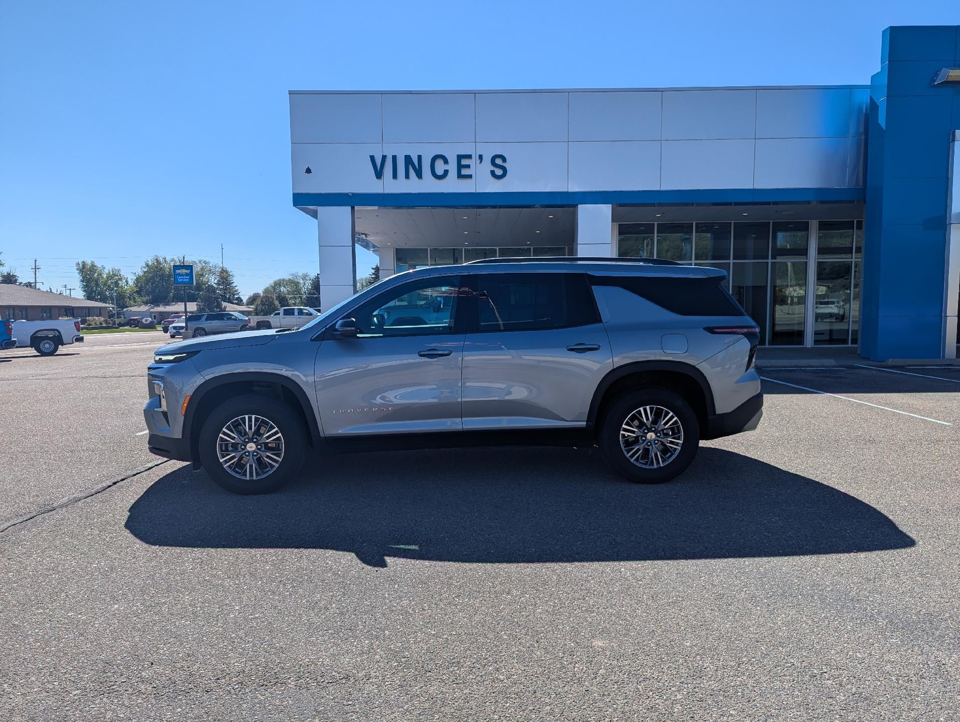 2025 Chevrolet Traverse LT w/2LT