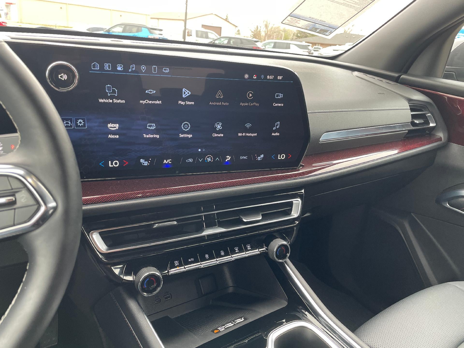 2025 Chevrolet Traverse Z71