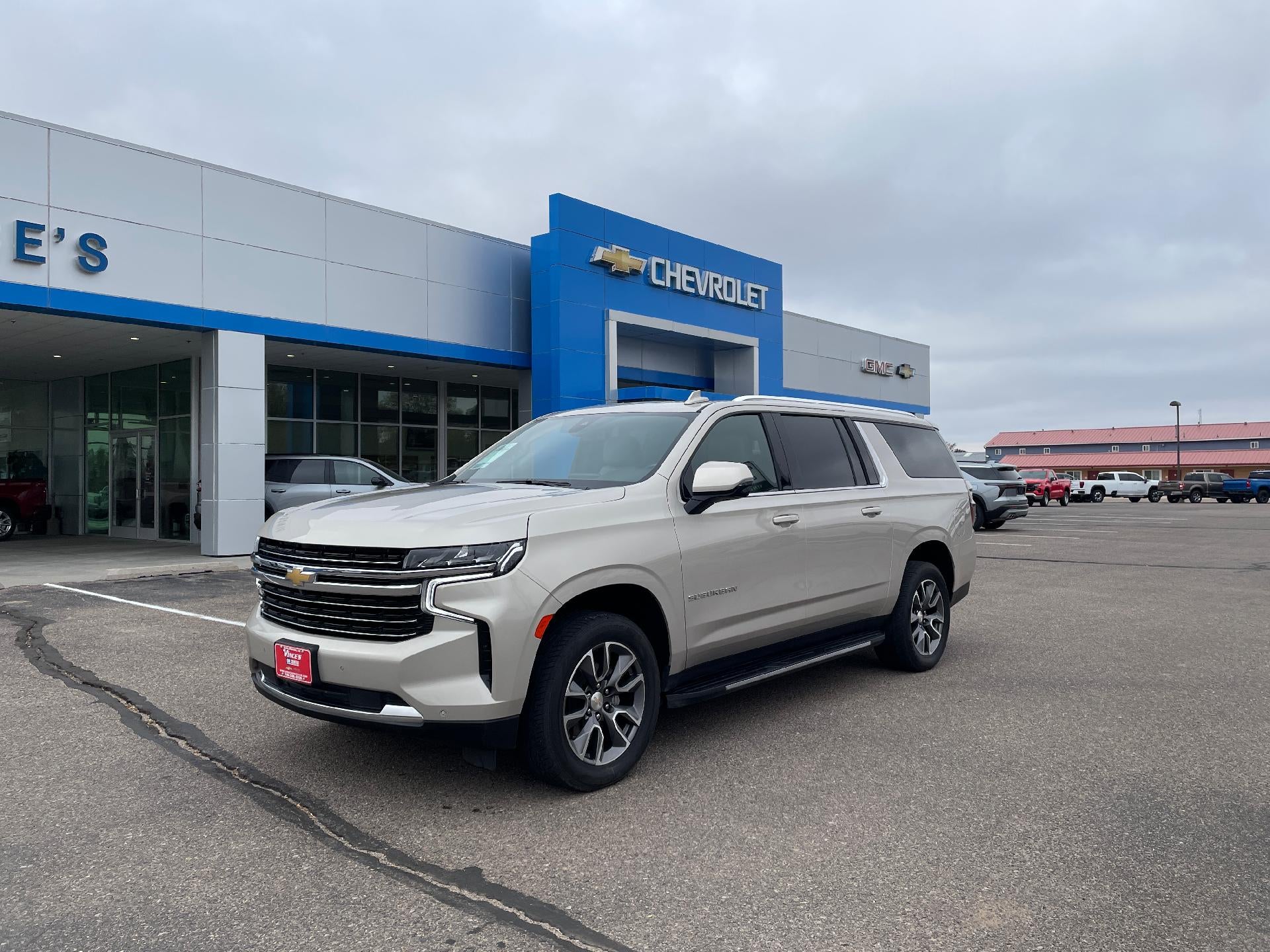 2022 Chevrolet Suburban 4WD LT