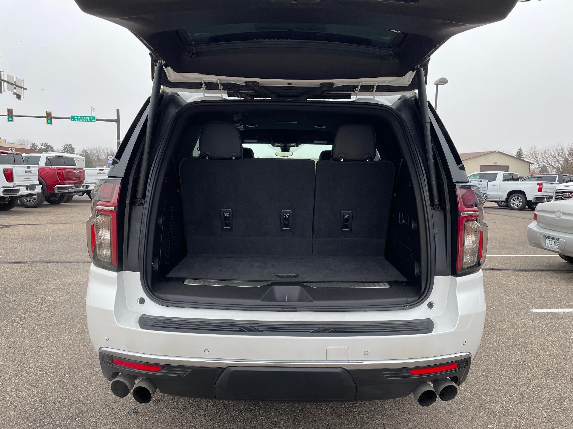 2022 Chevrolet Tahoe 4WD Premier