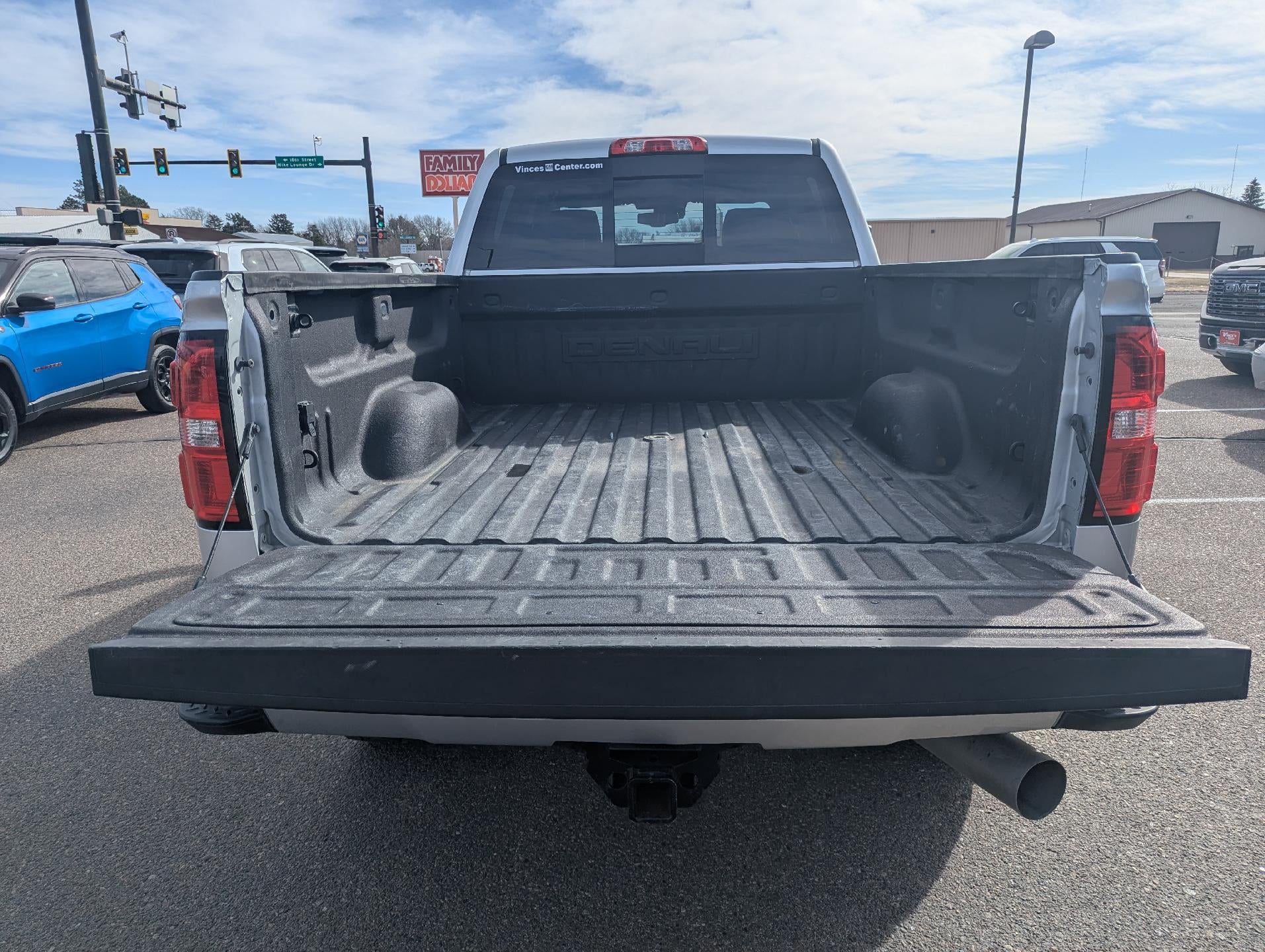 2019 GMC Sierra 2500 HD Crew Cab Standard Box 4-Wheel Drive Denali