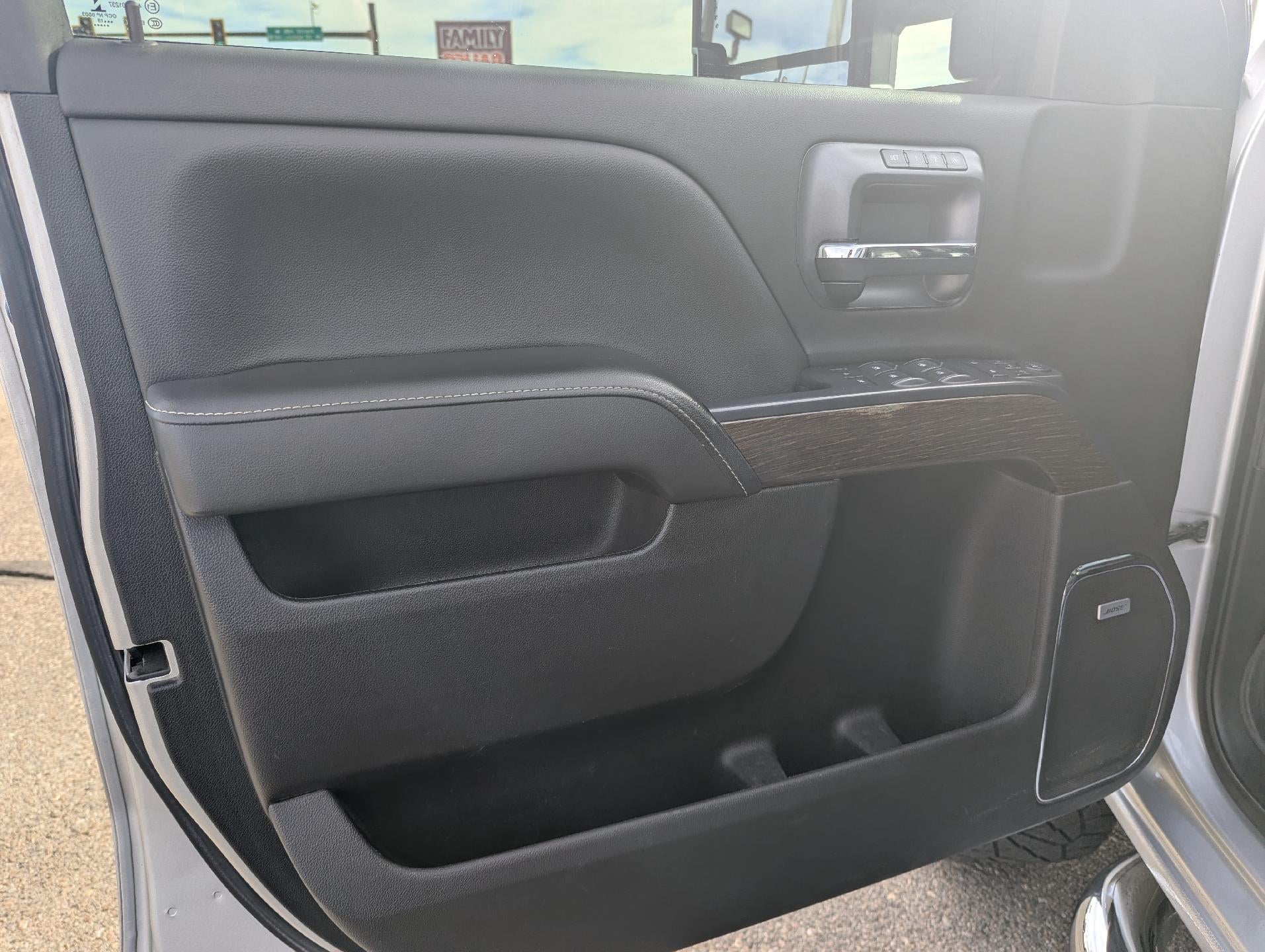 2019 GMC Sierra 2500 HD Crew Cab Standard Box 4-Wheel Drive Denali