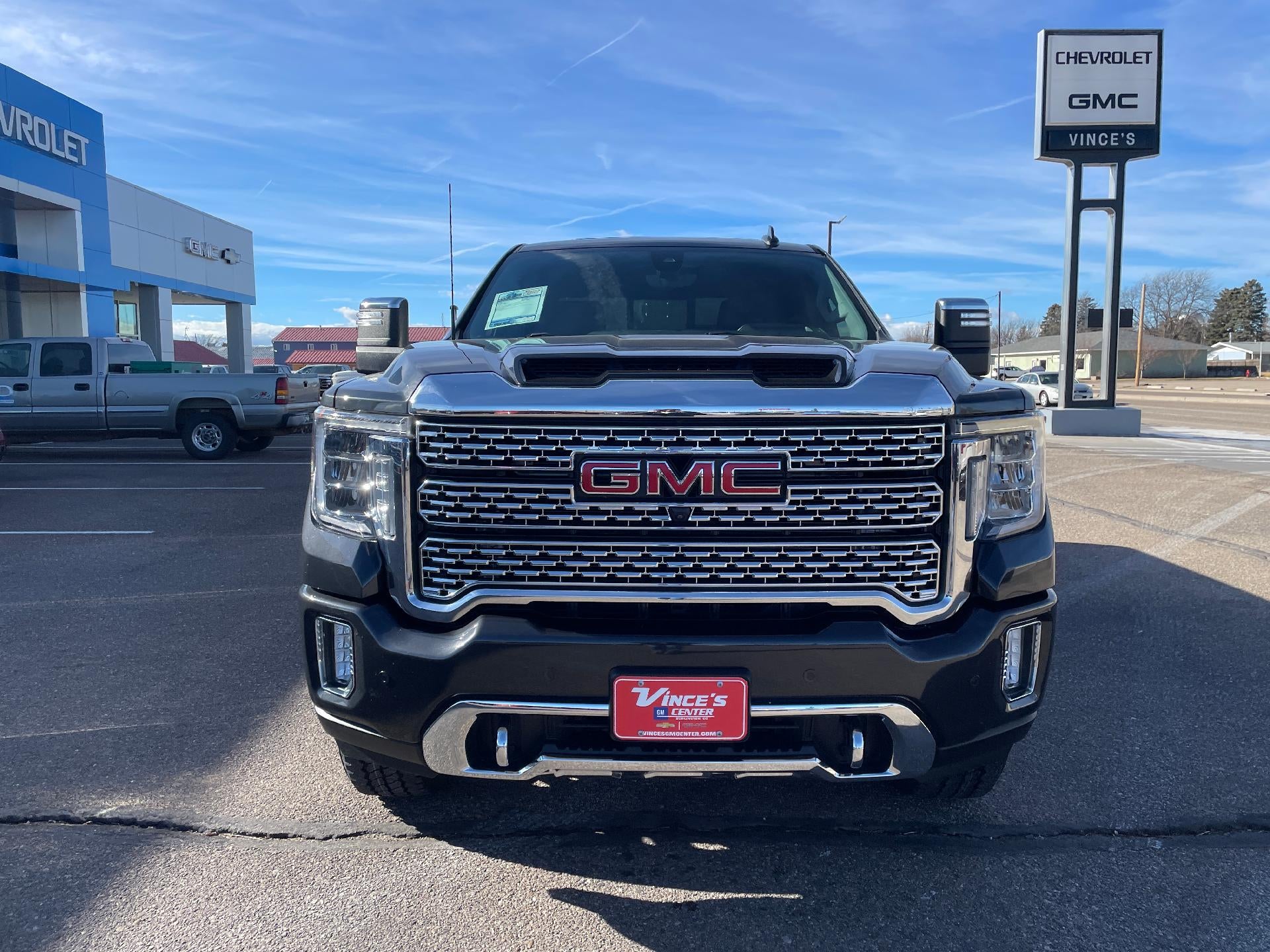 2020 GMC Sierra 2500 HD Crew Cab Standard Box 4-Wheel Drive Denali