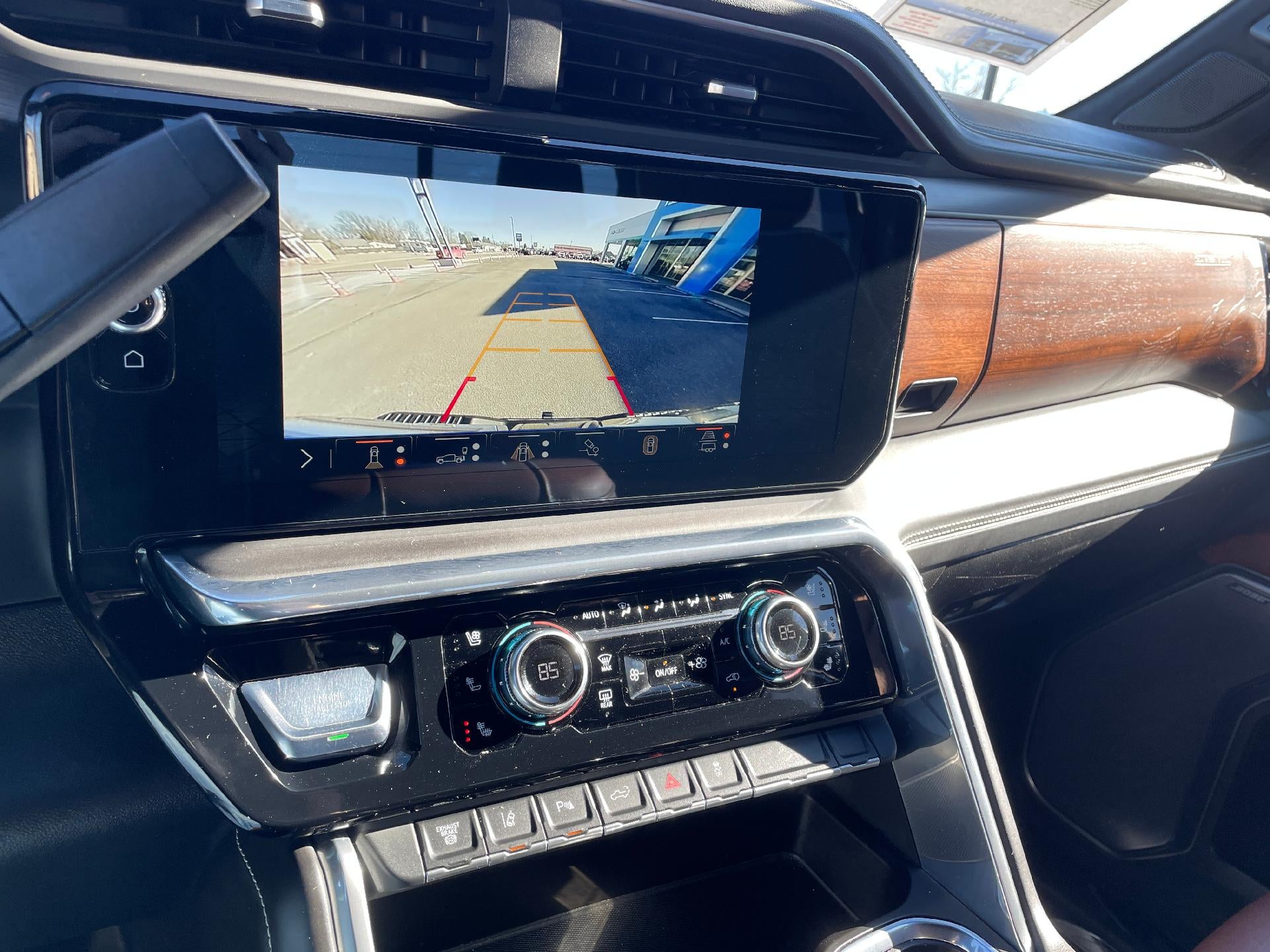 2024 GMC Sierra 2500 HD Crew Cab Standard Box 4-Wheel Drive Denali Ultimate