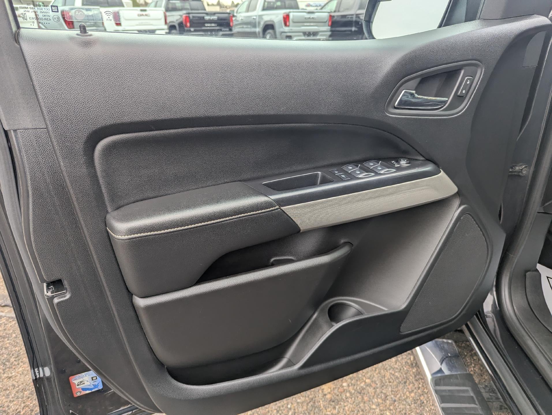 2020 GMC Canyon Crew Cab Long Box 4-Wheel Drive Denali