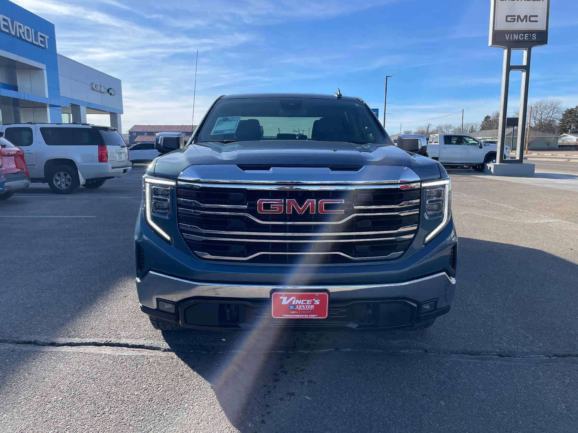 2024 GMC Sierra 1500 Crew Cab Short Box 4-Wheel Drive SLT