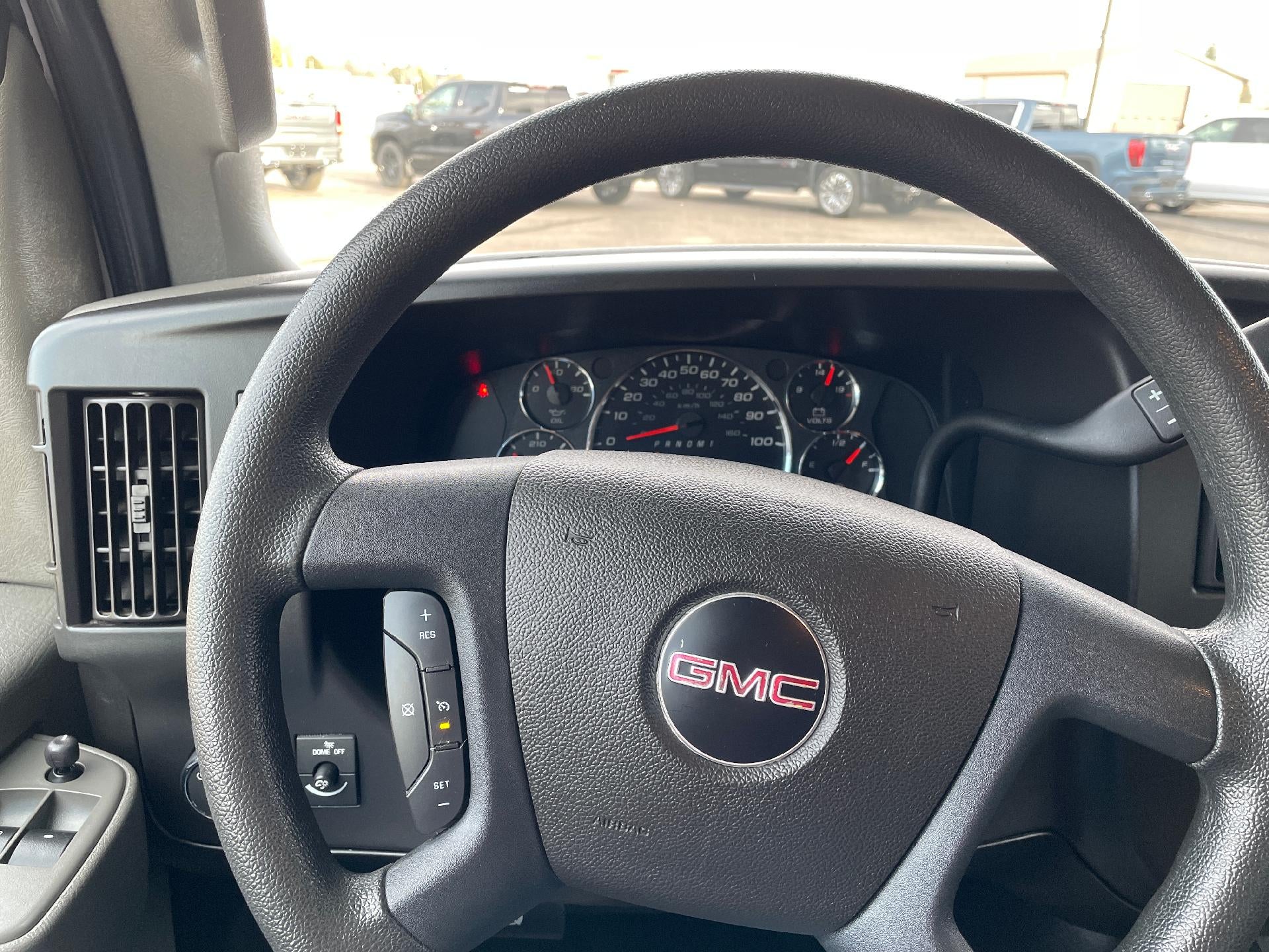 2021 GMC Savana Cargo 2500 2500 Regular Wheelbase Rear-Wheel Drive