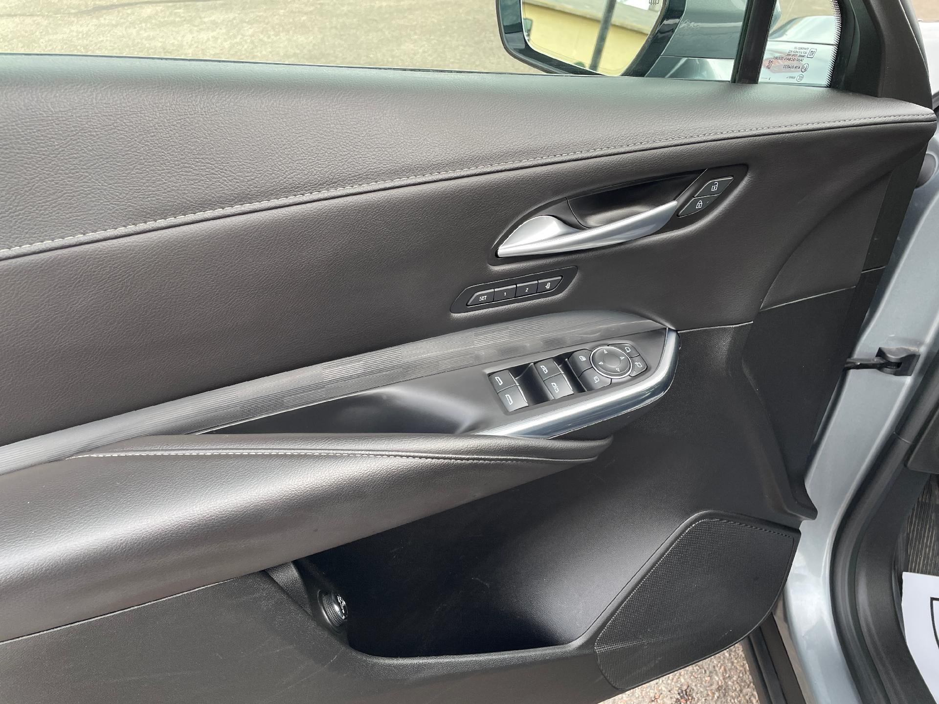 2024 Cadillac XT4 AWD 4dr Premium Luxury