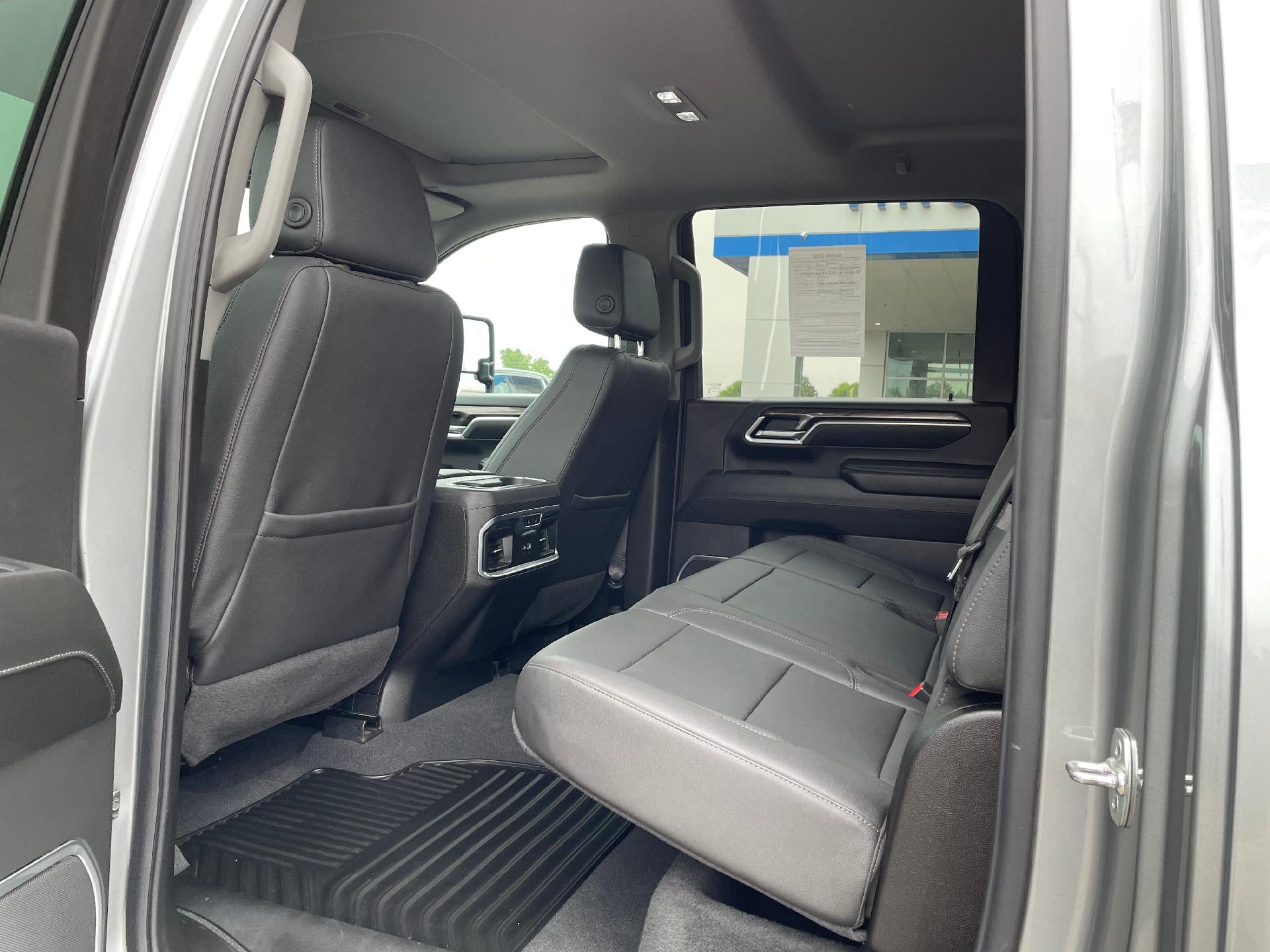 2025 Chevrolet Silverado 2500 HD Crew Cab Standard Box 4-Wheel Drive LTZ