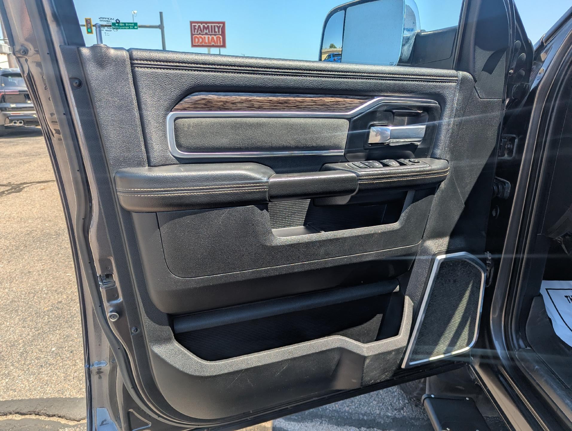 2021 RAM 2500 Laramie 4x4 Crew Cab 6'4" Box