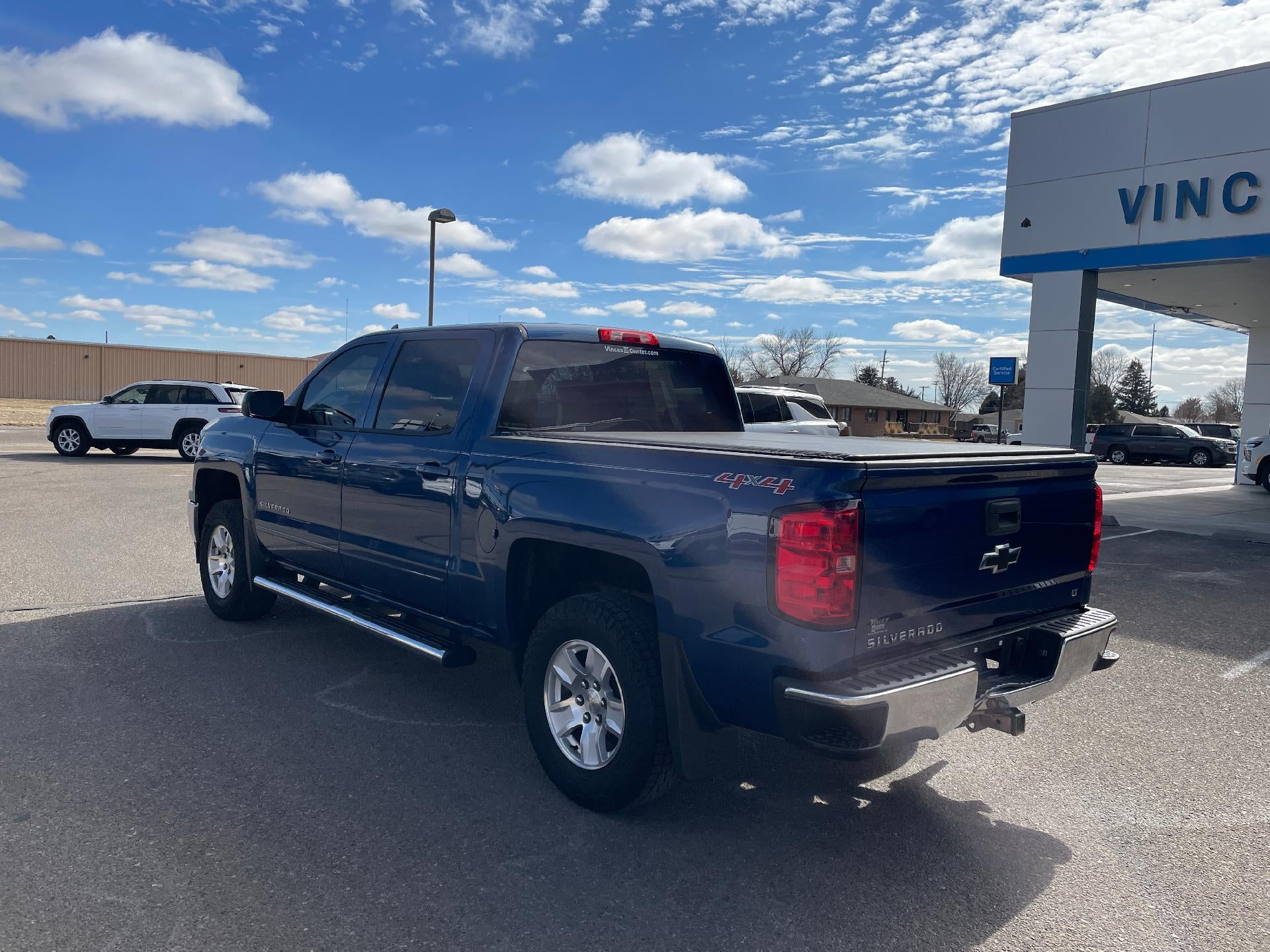 2015 Chevrolet Silverado 1500 Crew Cab Short Box 4-Wheel Drive LT