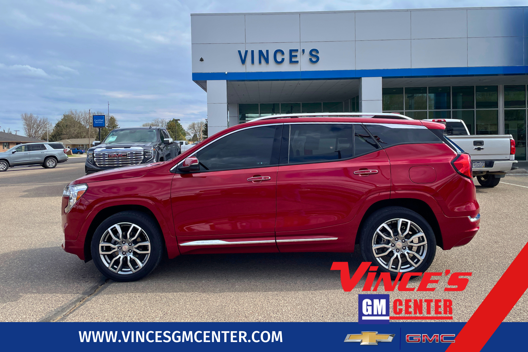 2024 GMC Terrain Denali AWD's photo