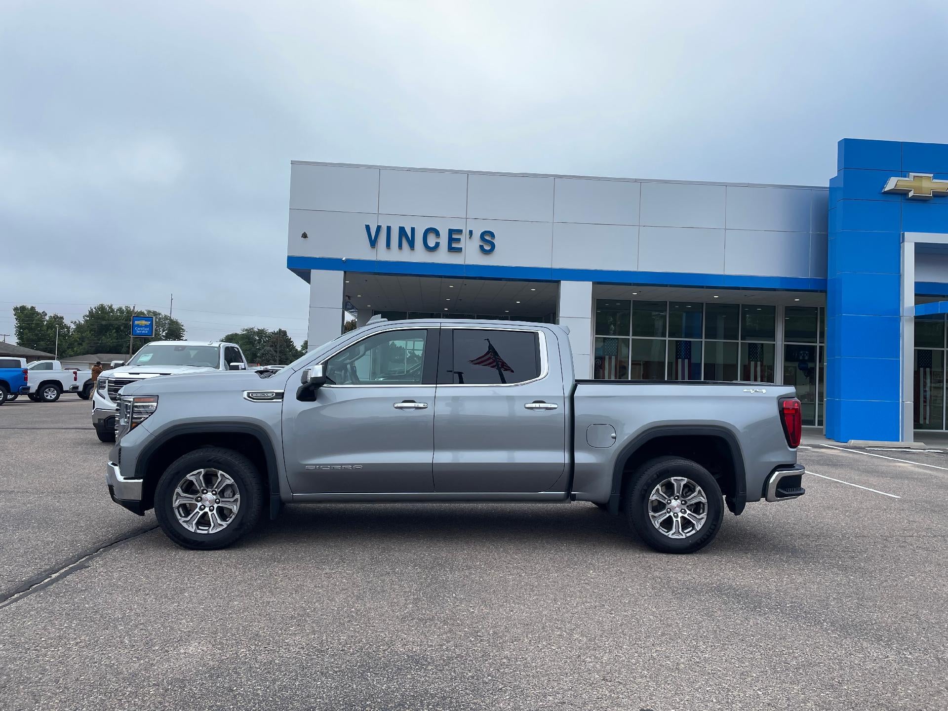 2024 GMC Sierra 1500 Crew Cab Short Box 4-Wheel Drive SLT