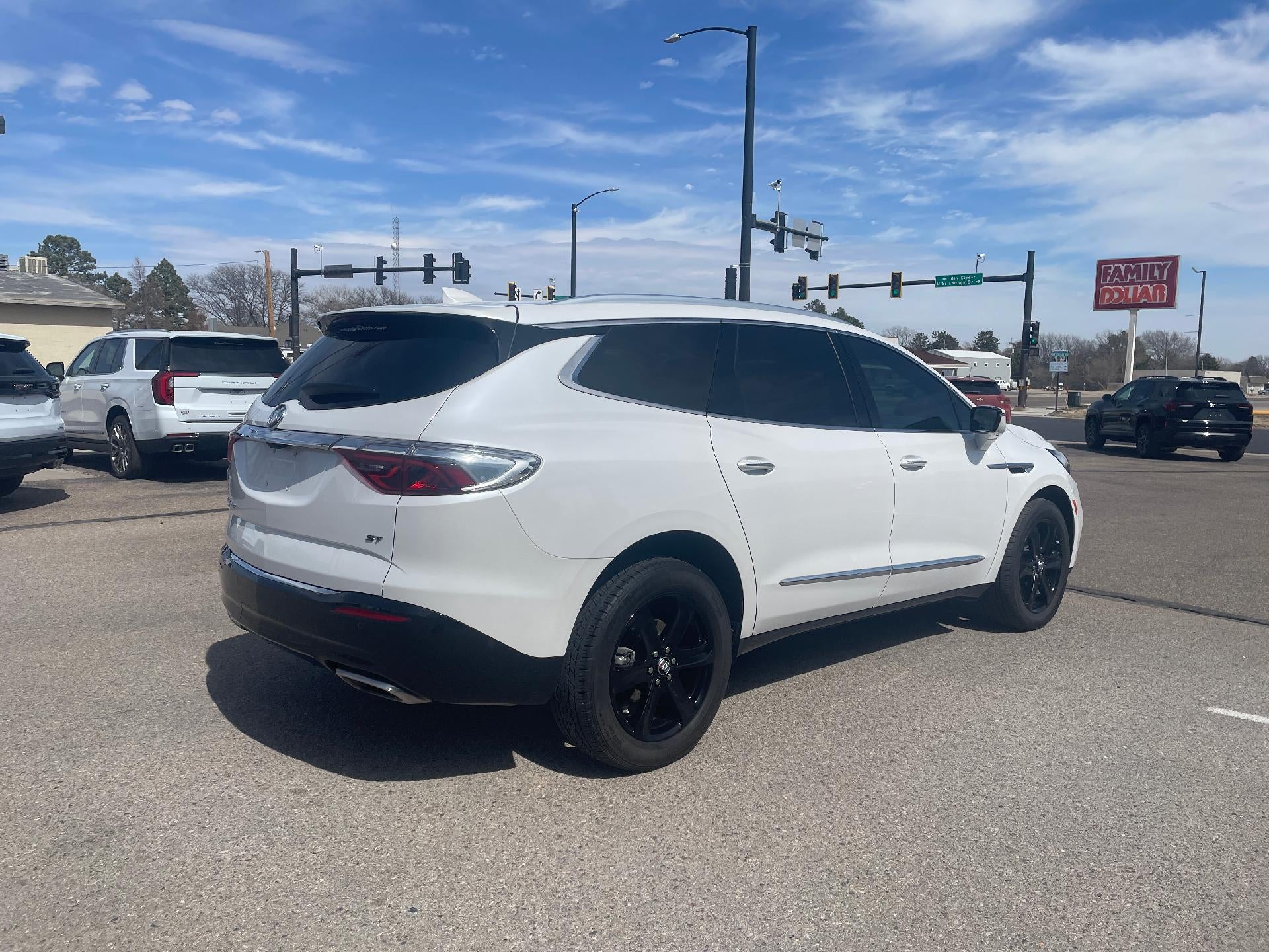 2024 Buick Enclave Essence AWD
