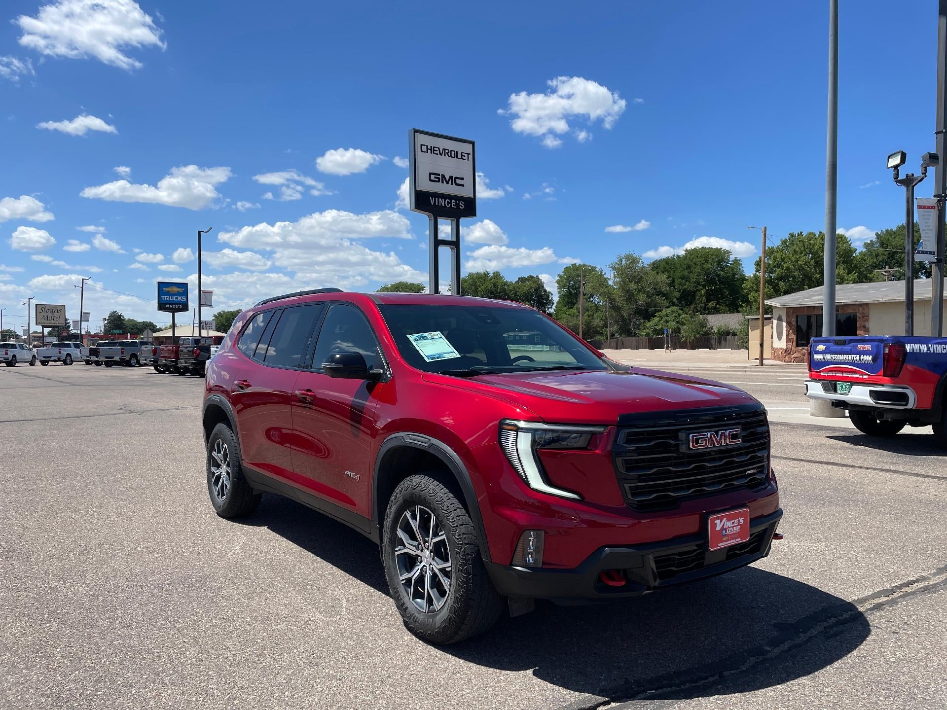2024 GMC Acadia AT4