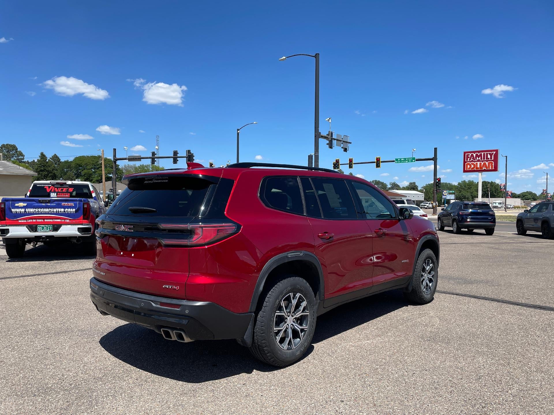 2024 GMC Acadia AT4