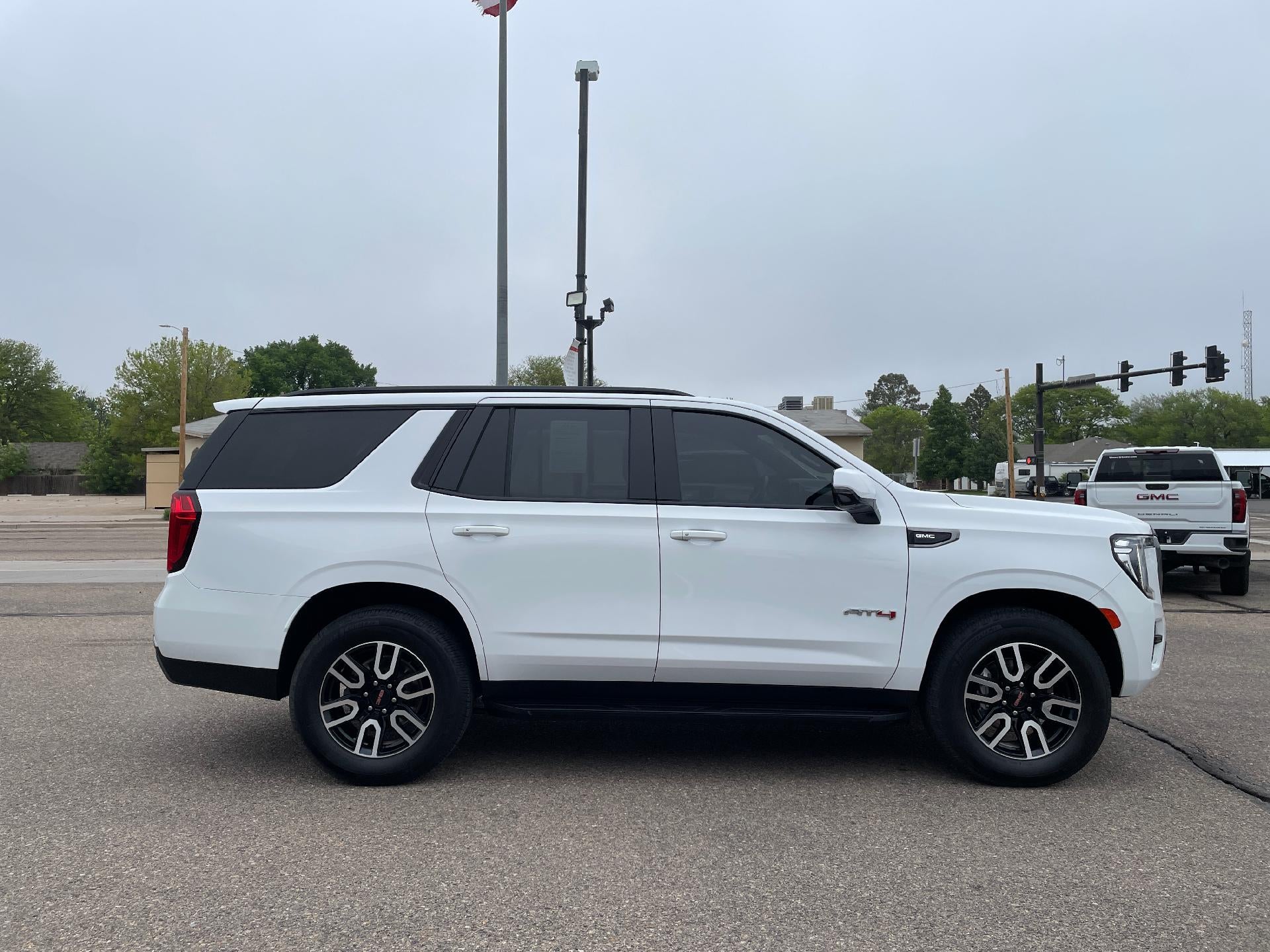 2023 GMC Yukon AT4