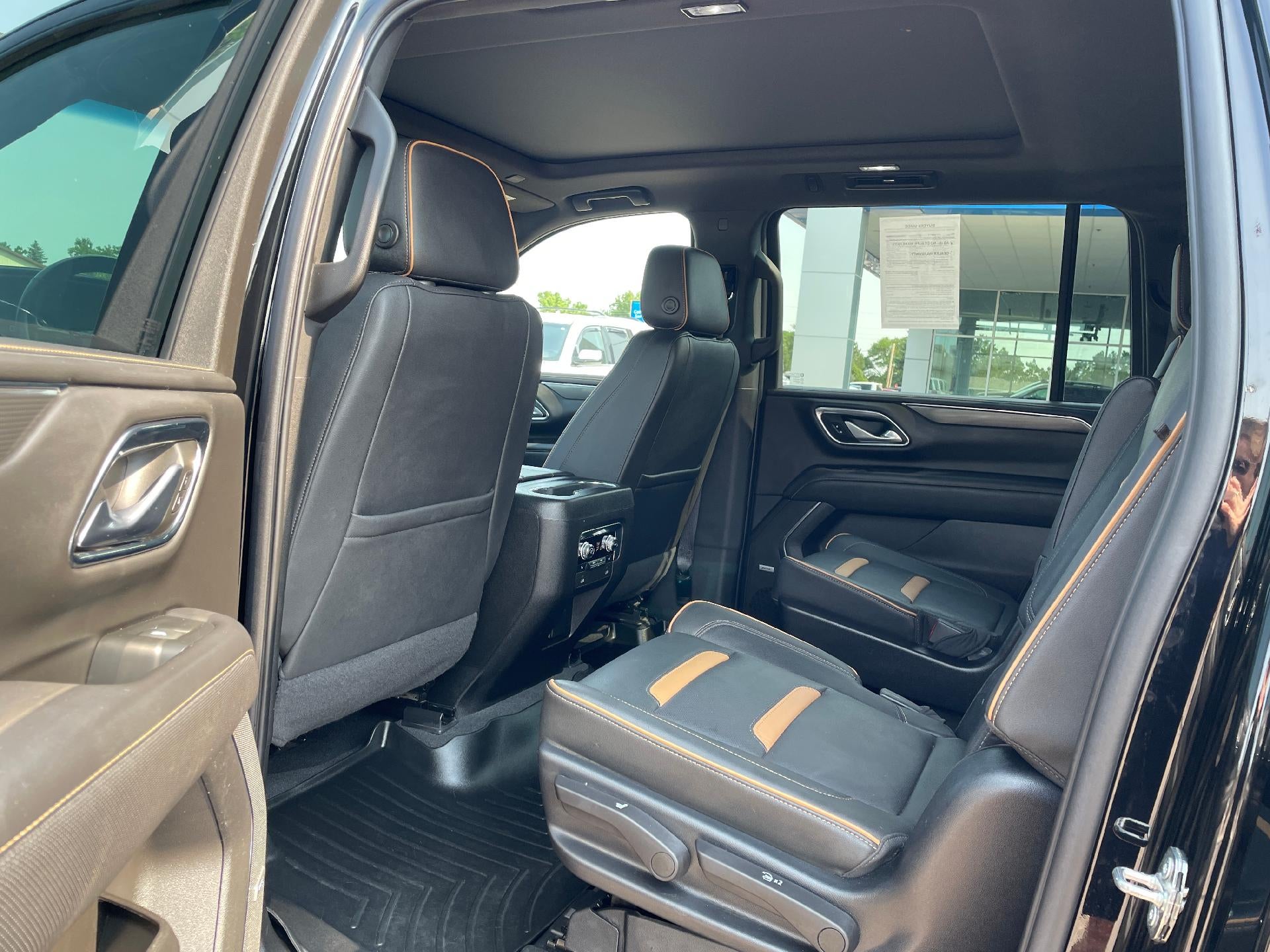 2022 GMC Yukon XL AT4