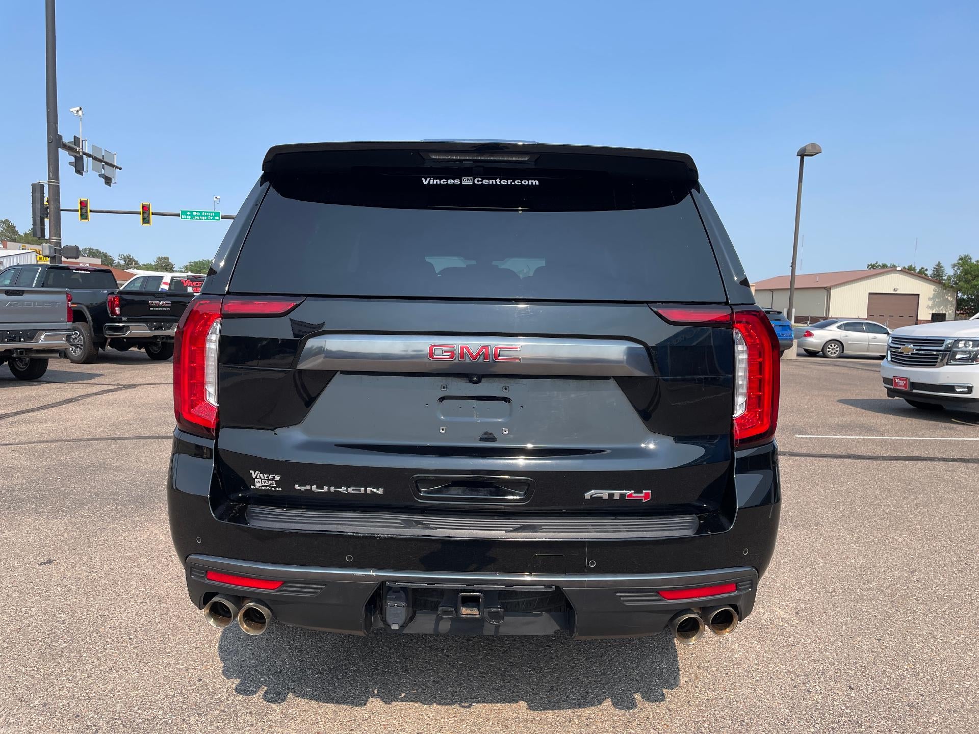 2022 GMC Yukon XL AT4