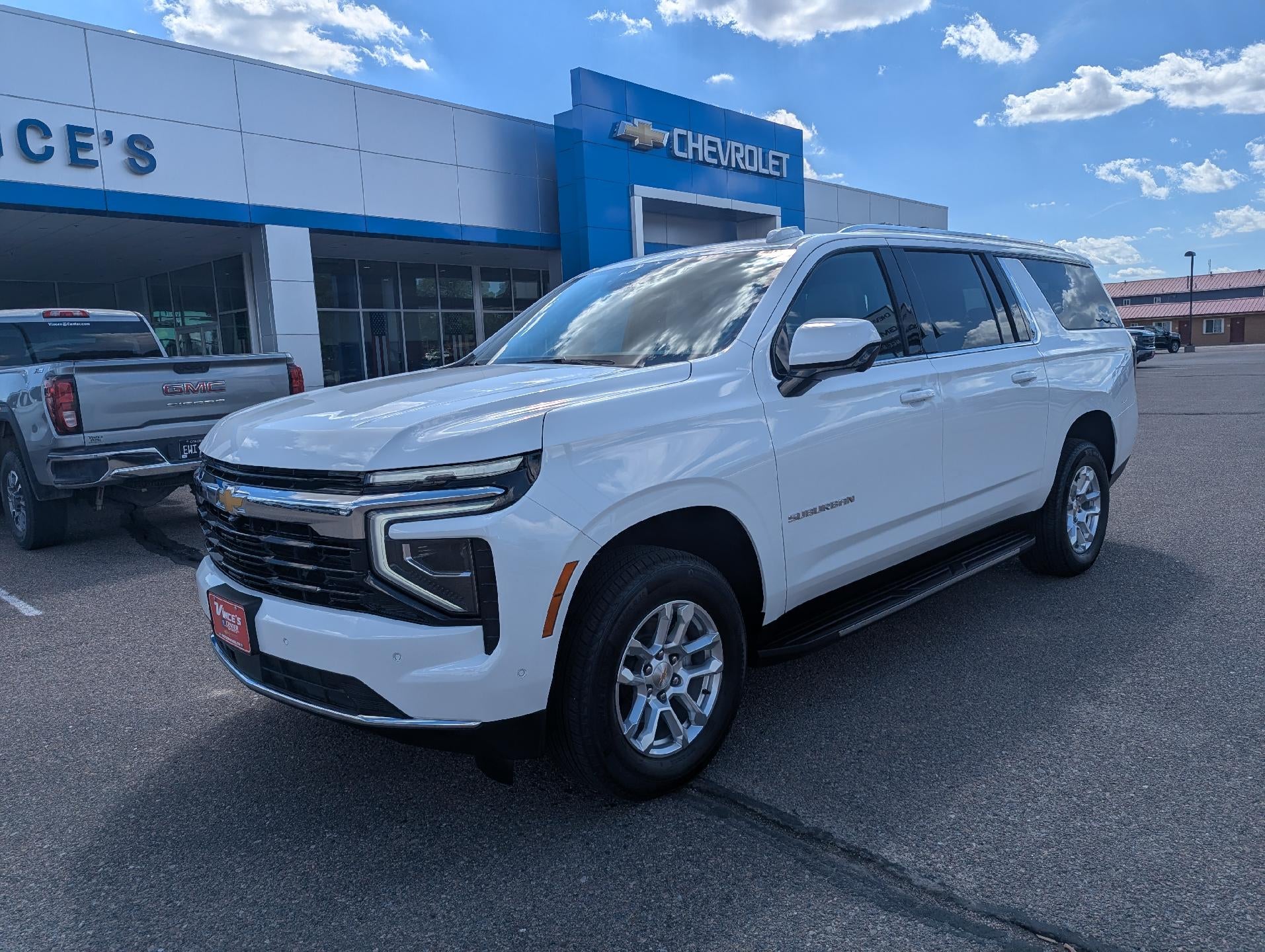 2026 Chevrolet Suburban LS