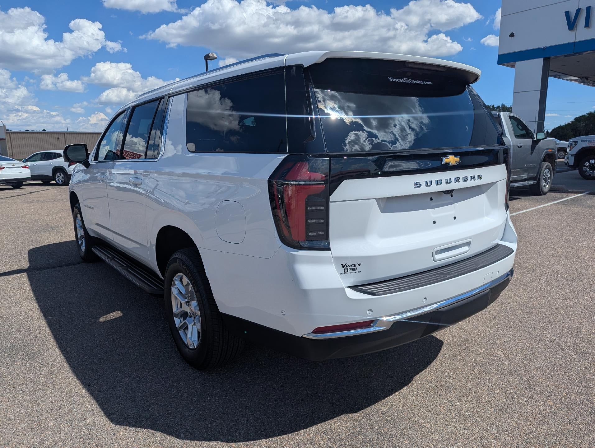 2026 Chevrolet Suburban LS